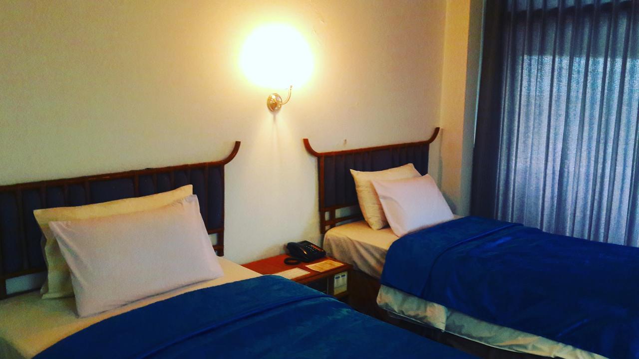 Roseinn Hotel Taphanhin Taphan Hin Eksteriør billede